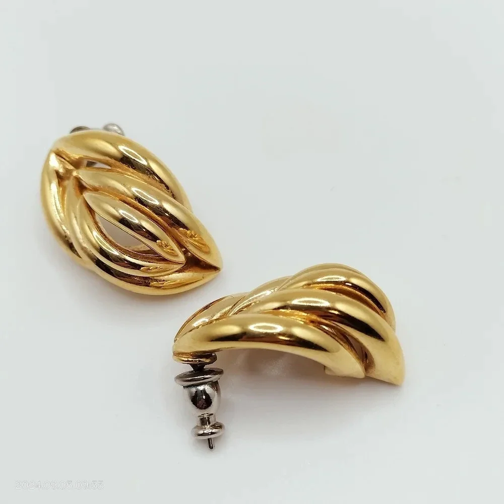 Set of 3 Women's Gold Tone Fashion Earrings Unsigned Classic